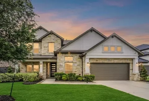 9210 Lowell Cliff Dr, Cypress, TX 77433