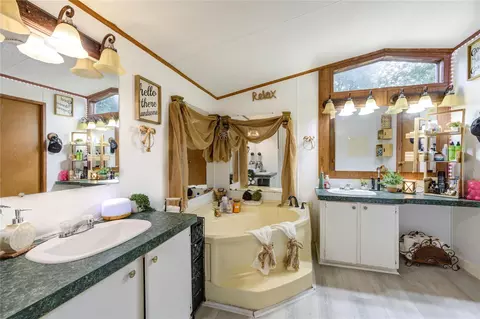 Bath - 15401 Stoltje Dr, Conroe, TX 77306 photo 1 of 1