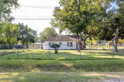 9010 Wheatley St, Houston, TX 77088