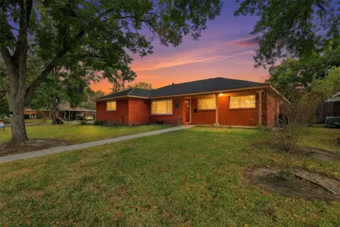 1602 Easthaven Dr, Pasadena, TX 77506