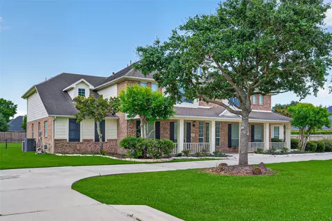 26210 Cloverland Park Ln, Cypress, TX 77433