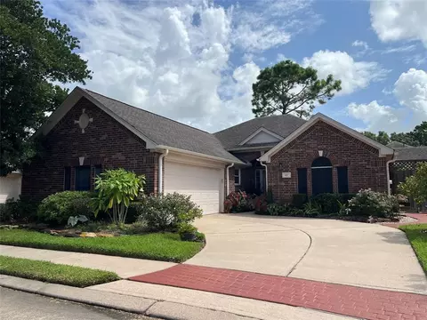 417 Forest Pines Ct, Friendswood, TX 77546