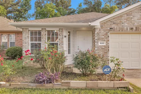 5019 Deerpath Dr, Conroe, TX 77303 photo 1