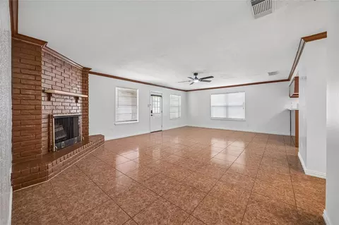 7503 Winkle Wood Ln, Houston, TX 77086