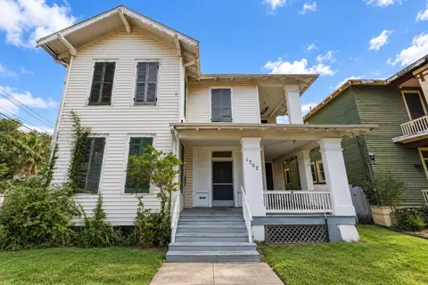 1702 Rosenberg St, Galveston, TX 77550