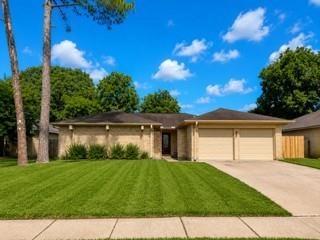 1010 Mayweather Ln, Richmond, TX 77406