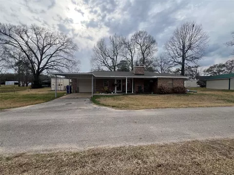 101 Vickie Ln, Shepherd, TX 77371