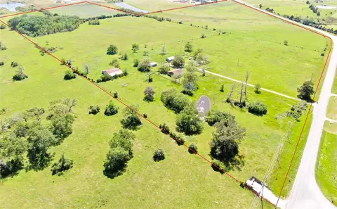 7170 Fm 1456 Rd, Bellville, TX 77418