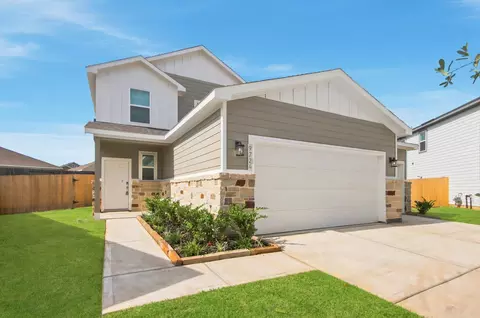 Exterior - 9724 Caney Bend Rd, Conroe, TX 77303 photo 2 of 4
