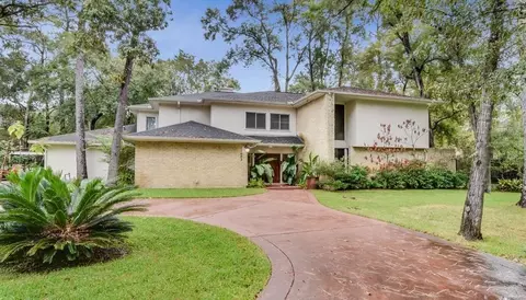 11602 Applewood St, Houston, TX 77024