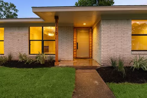 6110 Yarwell Dr, Houston, TX 77096