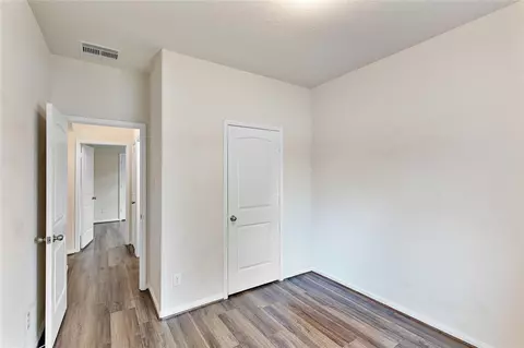 Entry Way - 426 Kickapoo Dr, Anahuac, TX 77514 photo 2 of 2