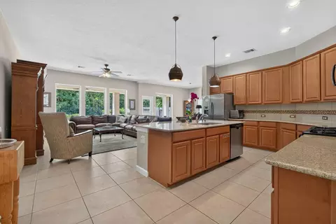 Kitchen - 31578 Ember Trail Ln, Spring, TX 77386 photo 2 of 4