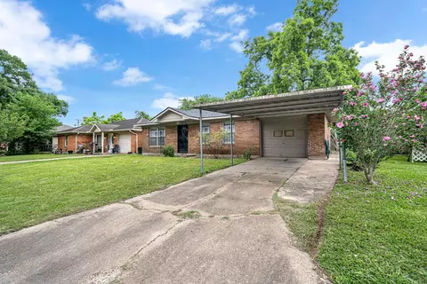 3032 Briarwick Ln, Houston, TX 77093