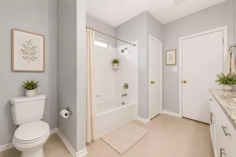 Bath - 19510 Harvest Stream Way, Houston, TX 77084 photo 5 of 6