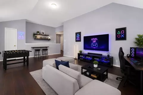 Living - 19510 Harvest Stream Way, Houston, TX 77084 photo 4 of 5