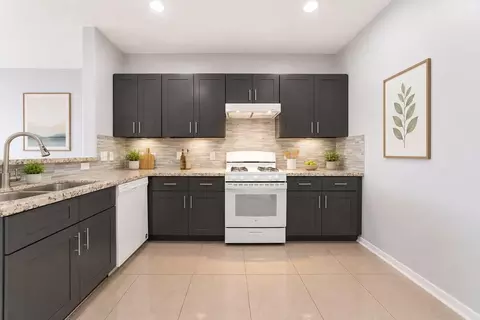 Kitchen - 19510 Harvest Stream Way, Houston, TX 77084 photo 2 of 2
