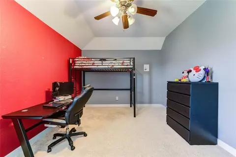 Bedroom - 24511 Stratton Creek Dr, Spring, TX 77373 photo 4 of 5