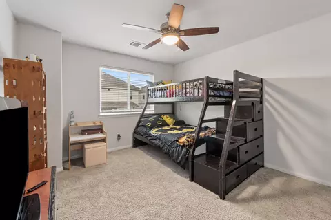 Bedroom - 979 Crossing Dr, Bryan, TX 77803 photo 4 of 4