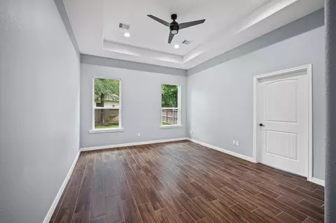 Other - 7 Pilot Pt, Conroe, TX 77304 photo 6 of 9