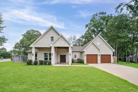 Exterior - 7 Pilot Pt, Conroe, TX 77304 photo 2 of 6