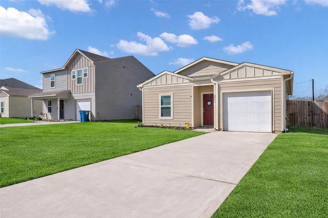 2511 17th St, Hempstead, TX 77445