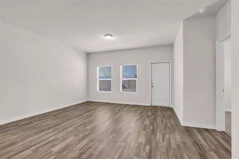 2511 17th St, Hempstead, TX 77445 photo 8