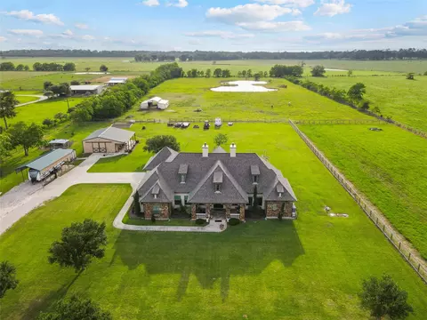 2750 Fm 563, Anahuac, TX 77514