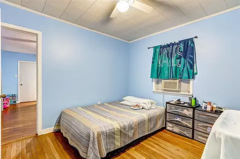 Bedroom - 913 Maple Ave, Pasadena, TX 77506 photo 3 of 6