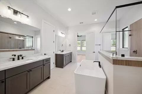 Bath - 431 Venado View Ct, Conroe, TX 77304 photo 1 of 1