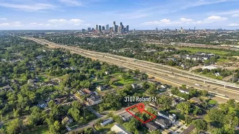 3107 Roland St, Houston, TX 77026