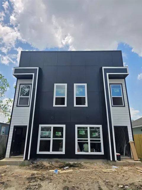 7982 Ritz St, Houston, TX 77028