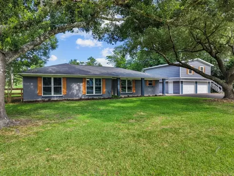 3721 Rush Rd, Santa Fe, TX 77510