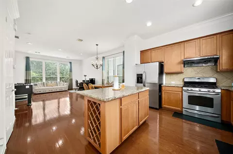 3113 Clearview Cir, Houston, TX 77025