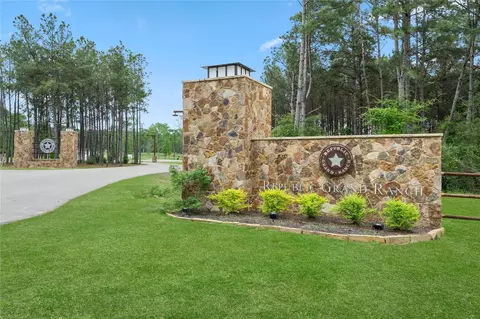 11800 Grand North Rd, Willis, TX 77378
