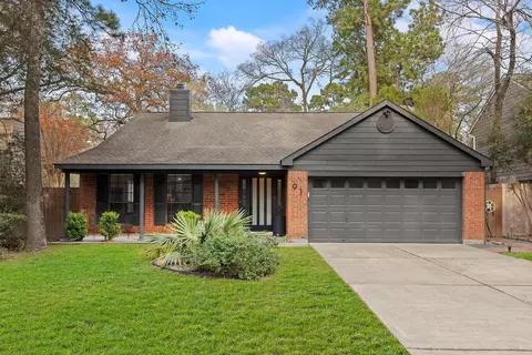 91 N Pathfinders Cir, The Woodlands, TX 77381