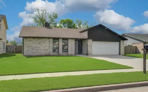 14854 Shottery Dr, Houston, TX 77015