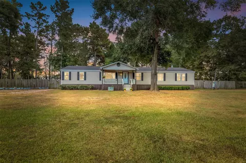 16352 Crockett Xing, Conroe, TX 77303
