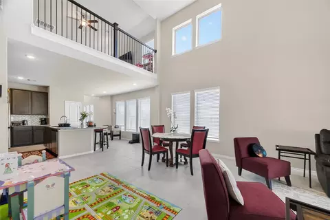 Entry Way - 2739 Meadow View Ln, Conroe, TX 77385 photo 5 of 8