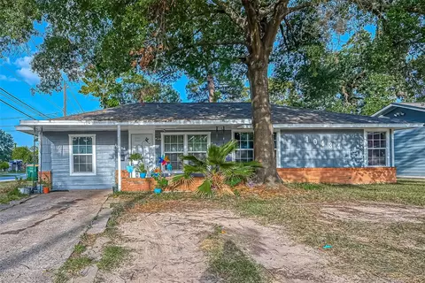 10434 Envoy St, Houston, TX 77016