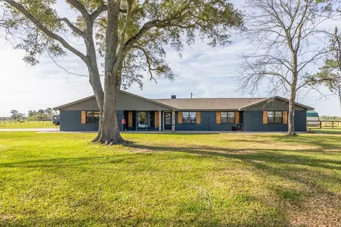 1056 Fm 2938 Rd, Buna, TX 77612
