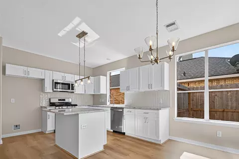 Kitchen - 21310 Timber Pines Dr, Spring, TX 77388 photo 7 of 7