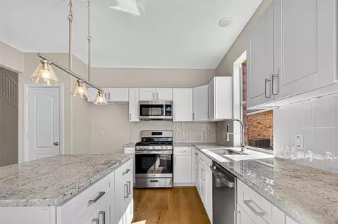 Kitchen - 21310 Timber Pines Dr, Spring, TX 77388 photo 5 of 7