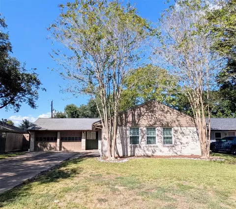 4514 Benning Dr, Houston, TX 77035