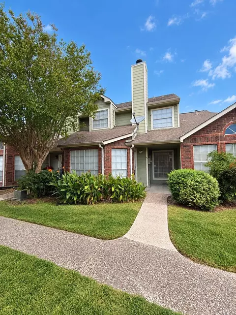 65 E Park West Dr, Houston, TX 77072