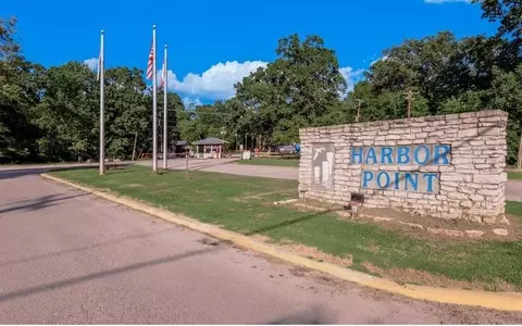 Other - 622 Lake Shore Dr, Trinity, TX 75862 photo 6 of 11