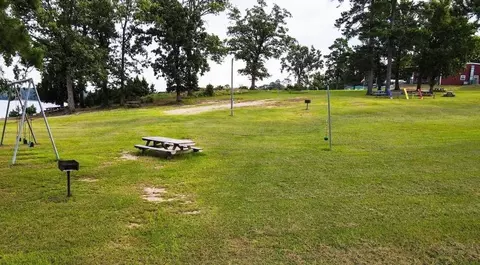 Other - 622 Lake Shore Dr, Trinity, TX 75862 photo 9 of 11