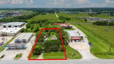 700 Highway 146, Dayton, TX 77535
