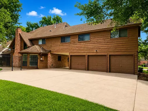 Exterior - 18327 Champion Forest Dr, Spring, TX 77379 photo 4 of 6