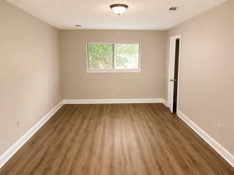 Bedroom - 18327 Champion Forest Dr, Spring, TX 77379 photo 5 of 5